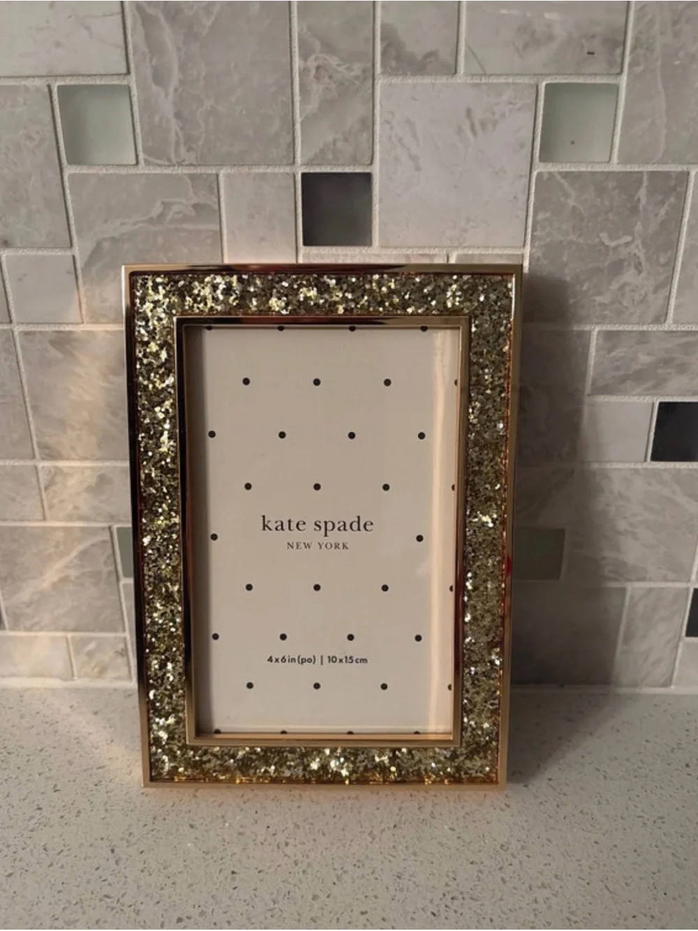 Kate Spade “Sitting Pretty” Photo Frame - Gold